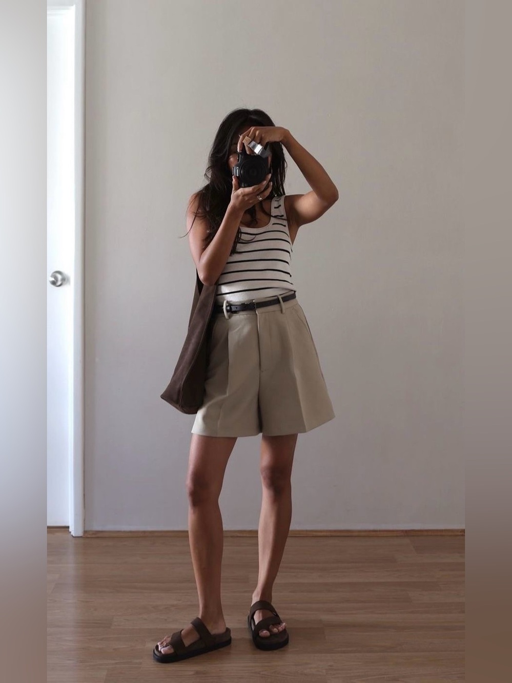& Other Stories tailored linen shorts
